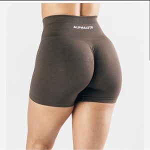 Alphalete Amplify Shorts Mocha